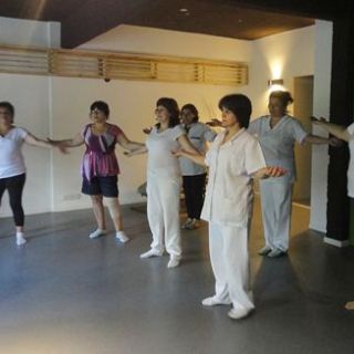 2012 . TAI CHI  en clase